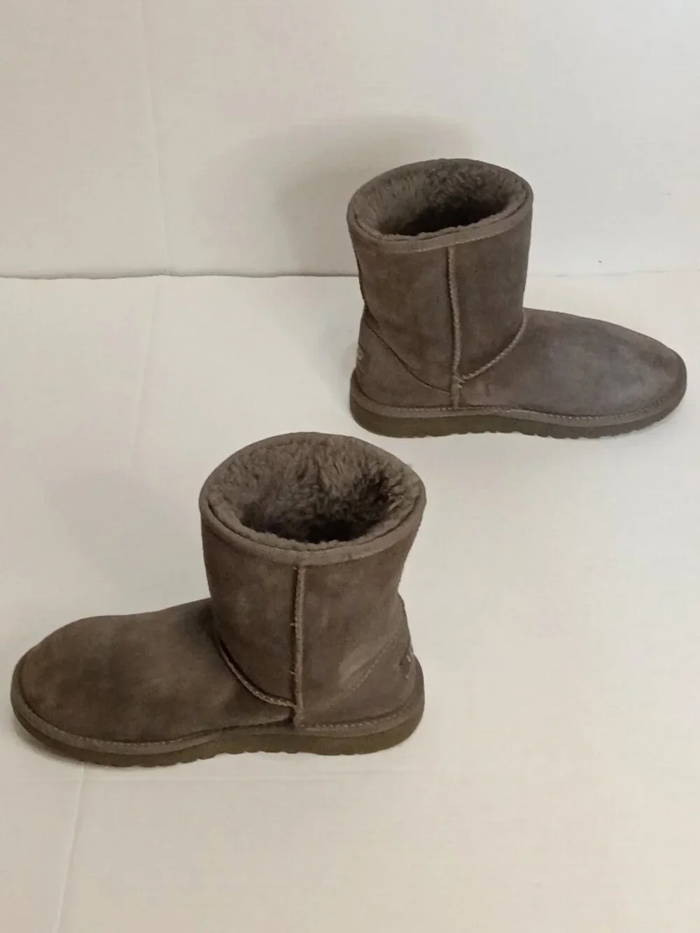 UGG authentic kids